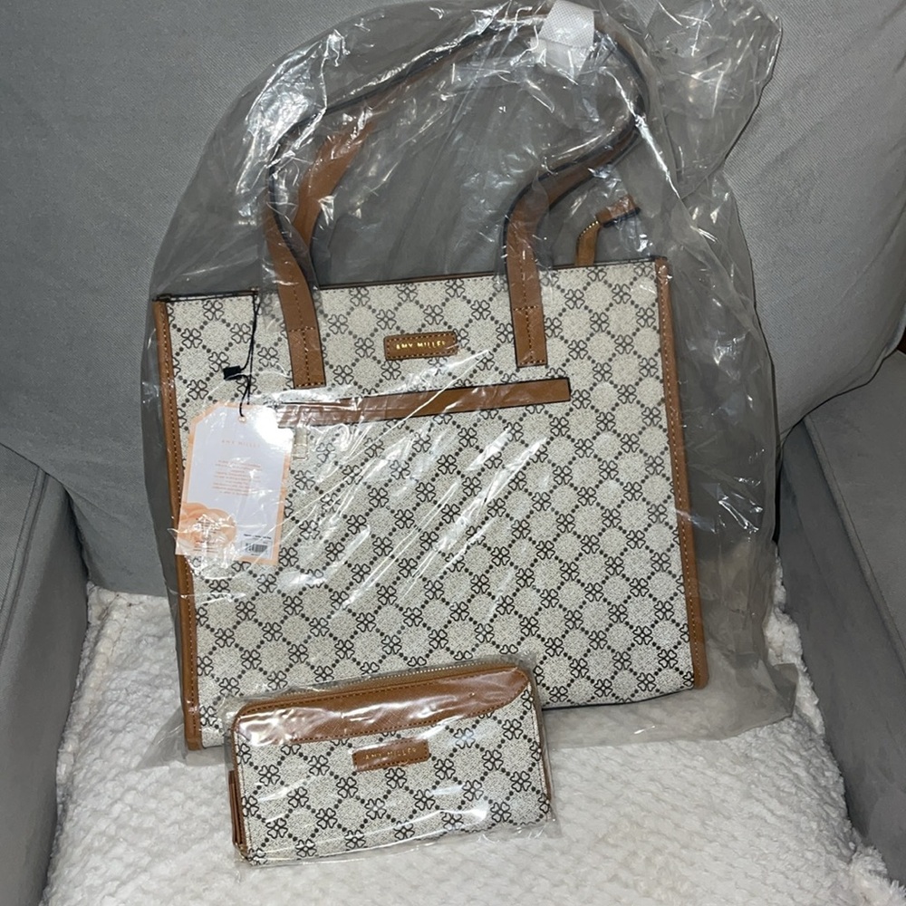 Amy Miller, new. handbag and matching wallet. Office, travel, casual
